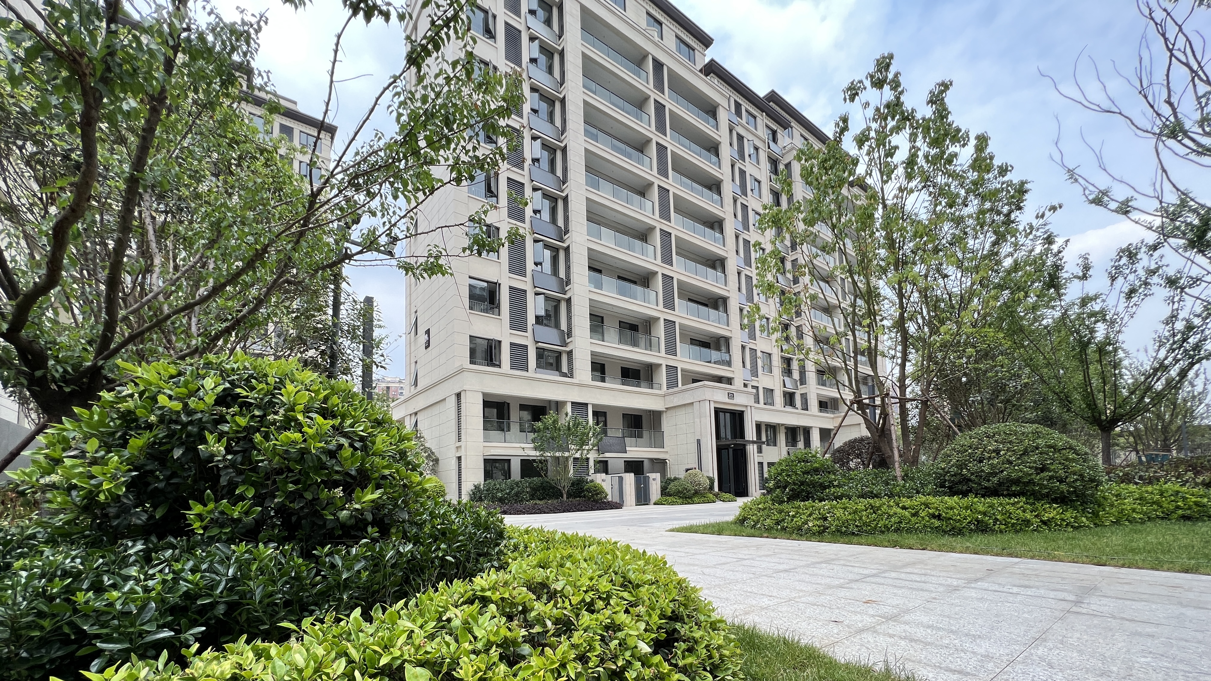 图片4.jpg 图片4.jpg